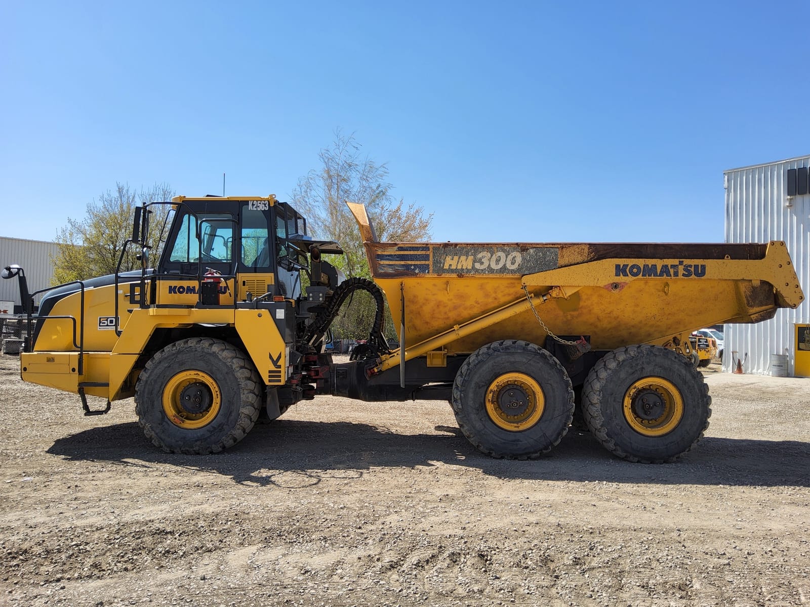 2018 Komatsu HM300-5