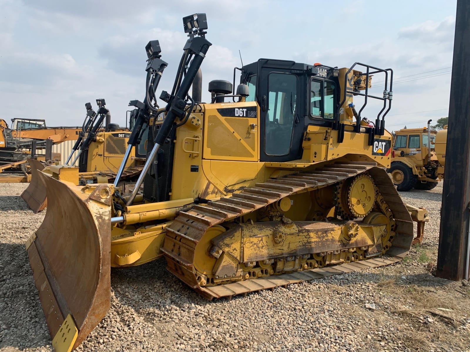 2019 Caterpillar D6T