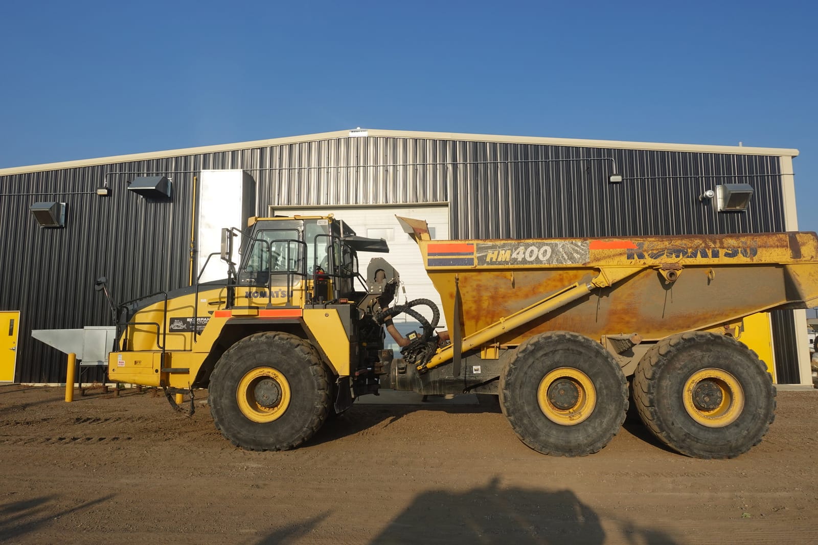 2018 Komatsu HM400-5
