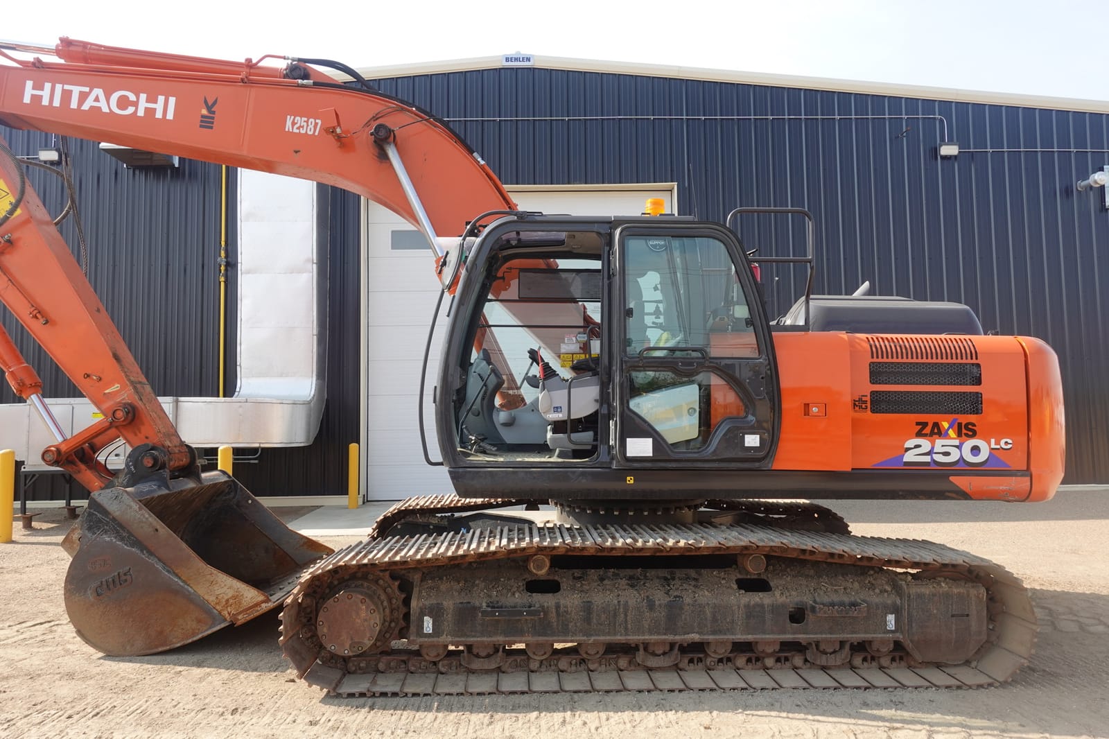 2022 Hitachi ZX250LC-6