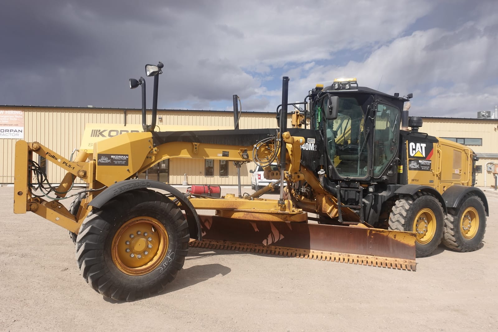 2014 Caterpillar 140M2