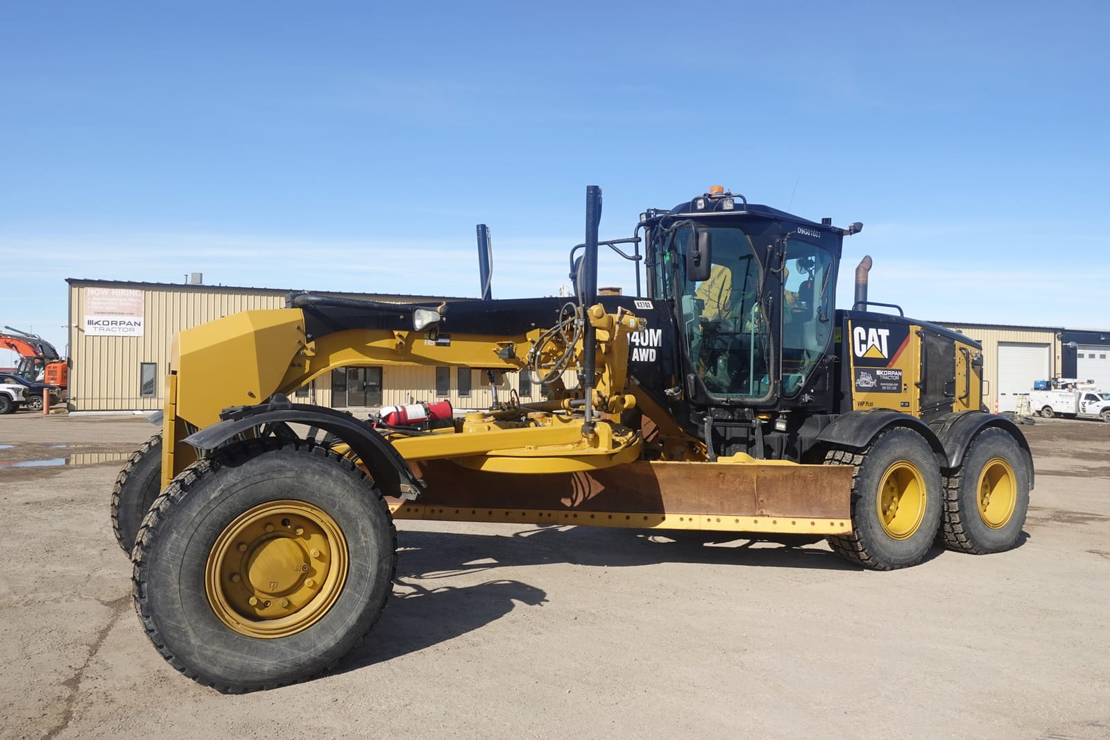 2017 Caterpillar 140M AWD