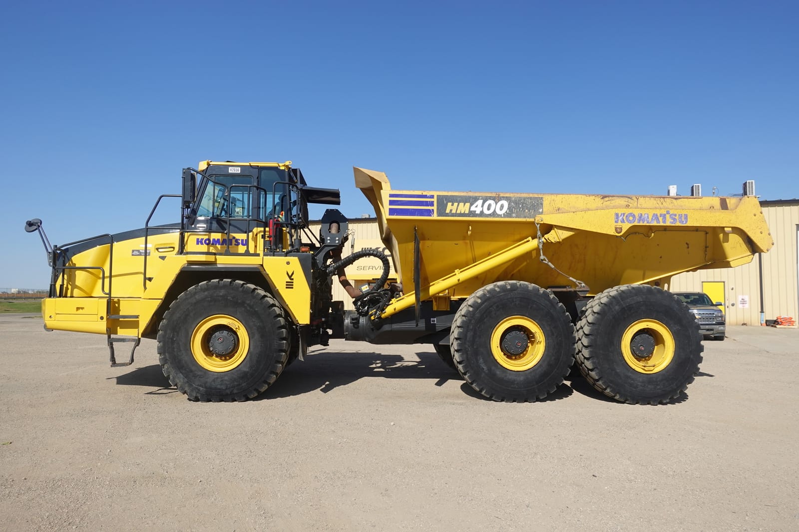 2022 Komatsu HM400-5