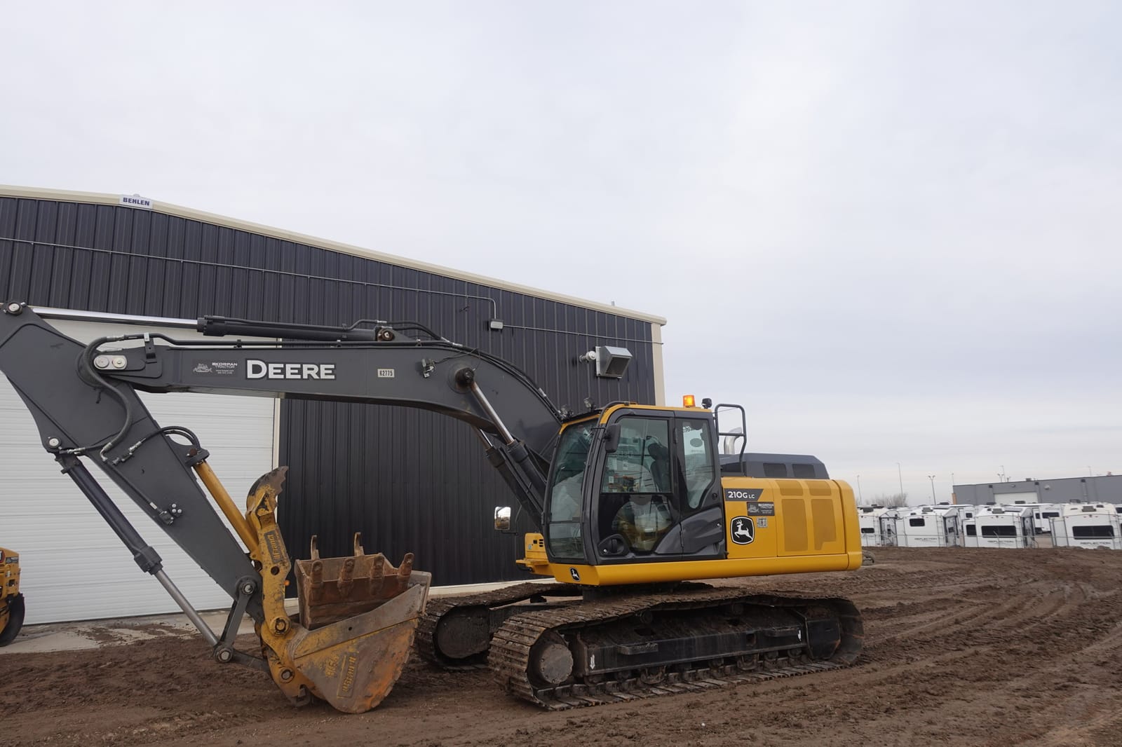 2023 John Deere 210GLC