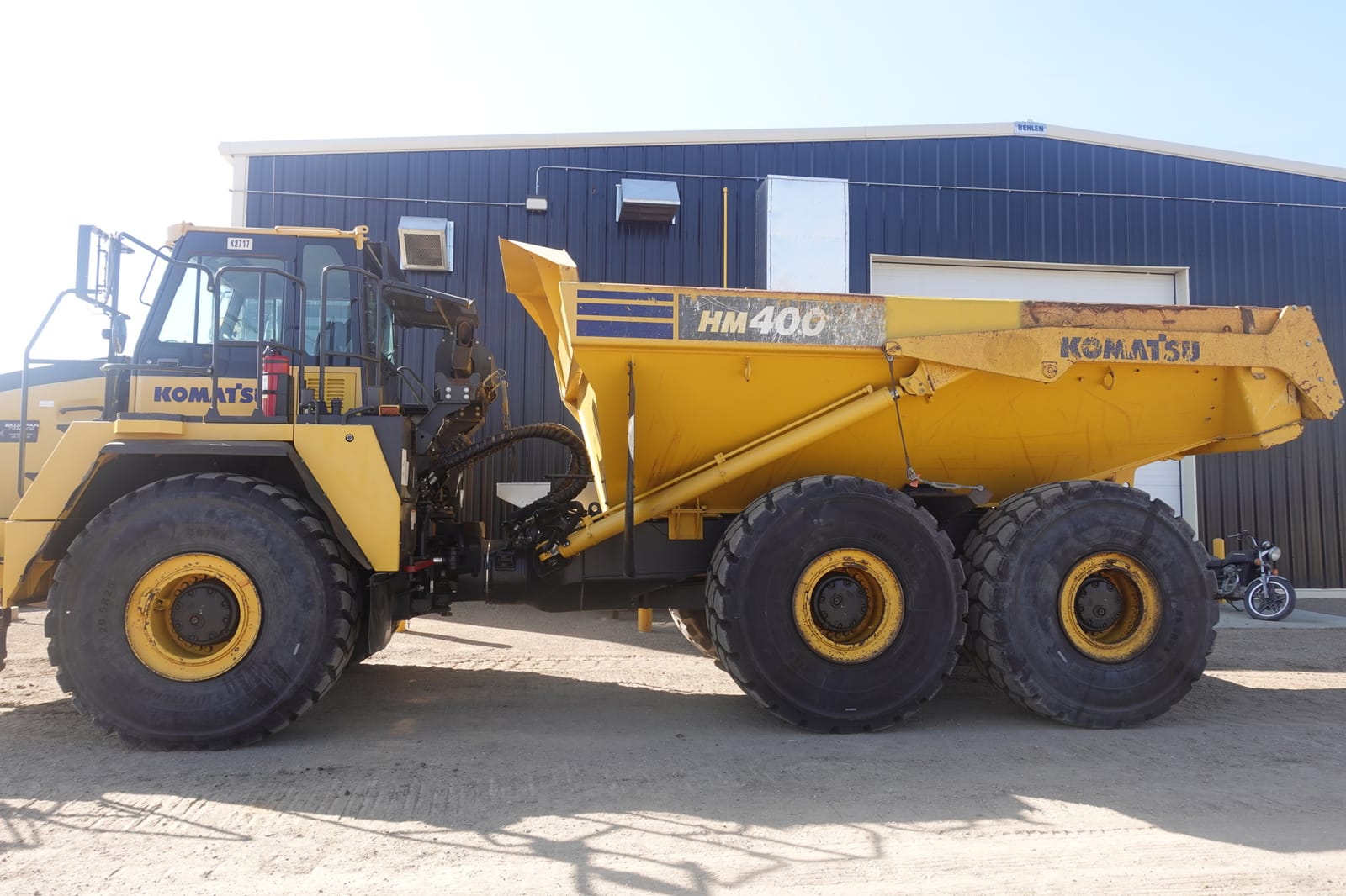 2018 Komatsu HM400-5