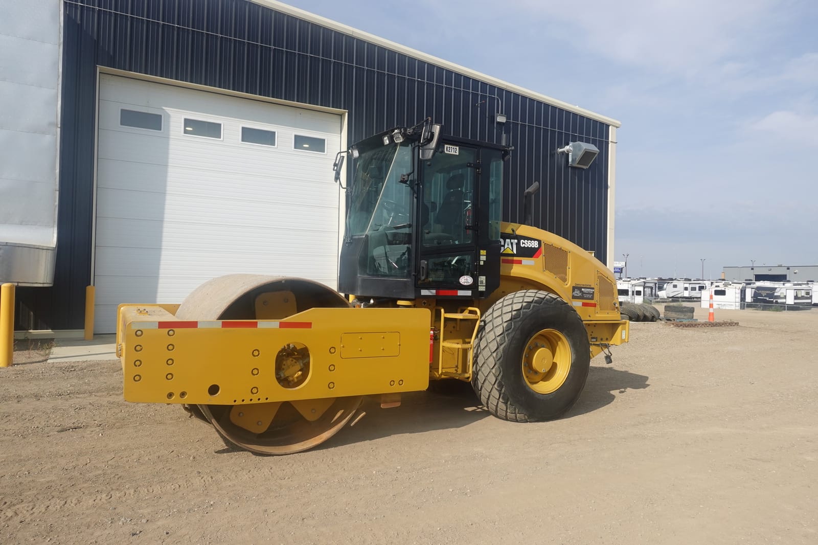 2017 Caterpillar CS68B