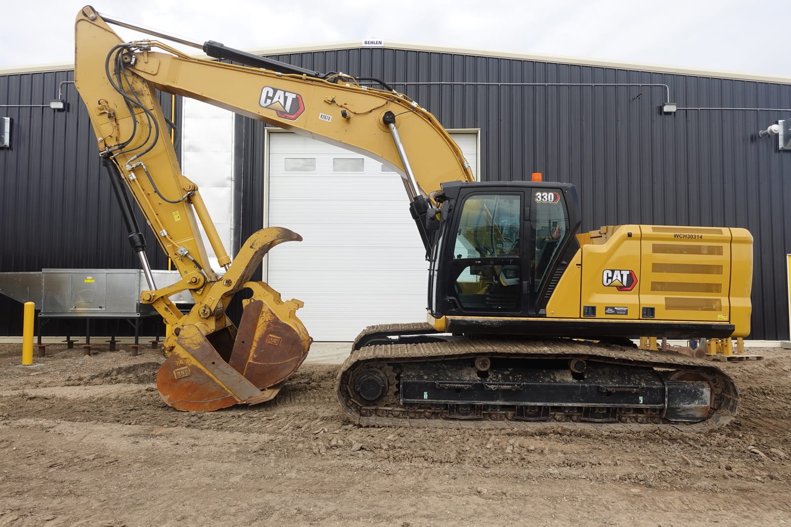 2022 Caterpillar 330LG-10F