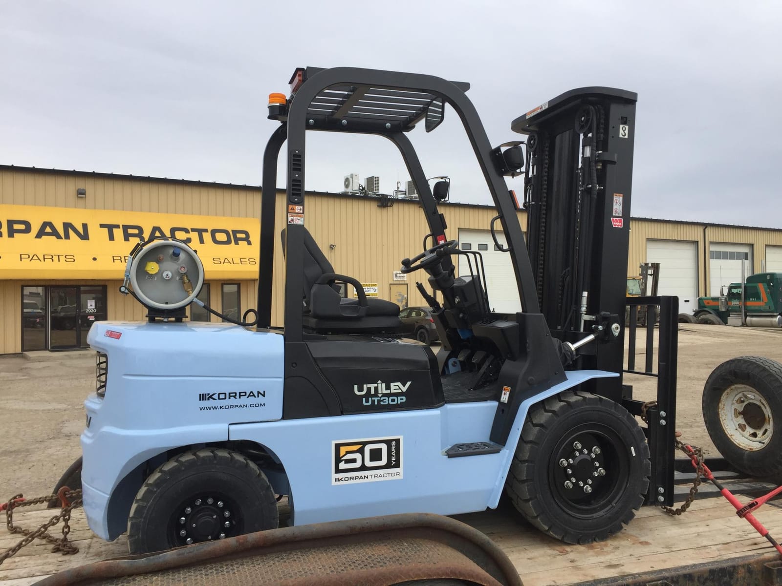 2016 Utilev UT30P