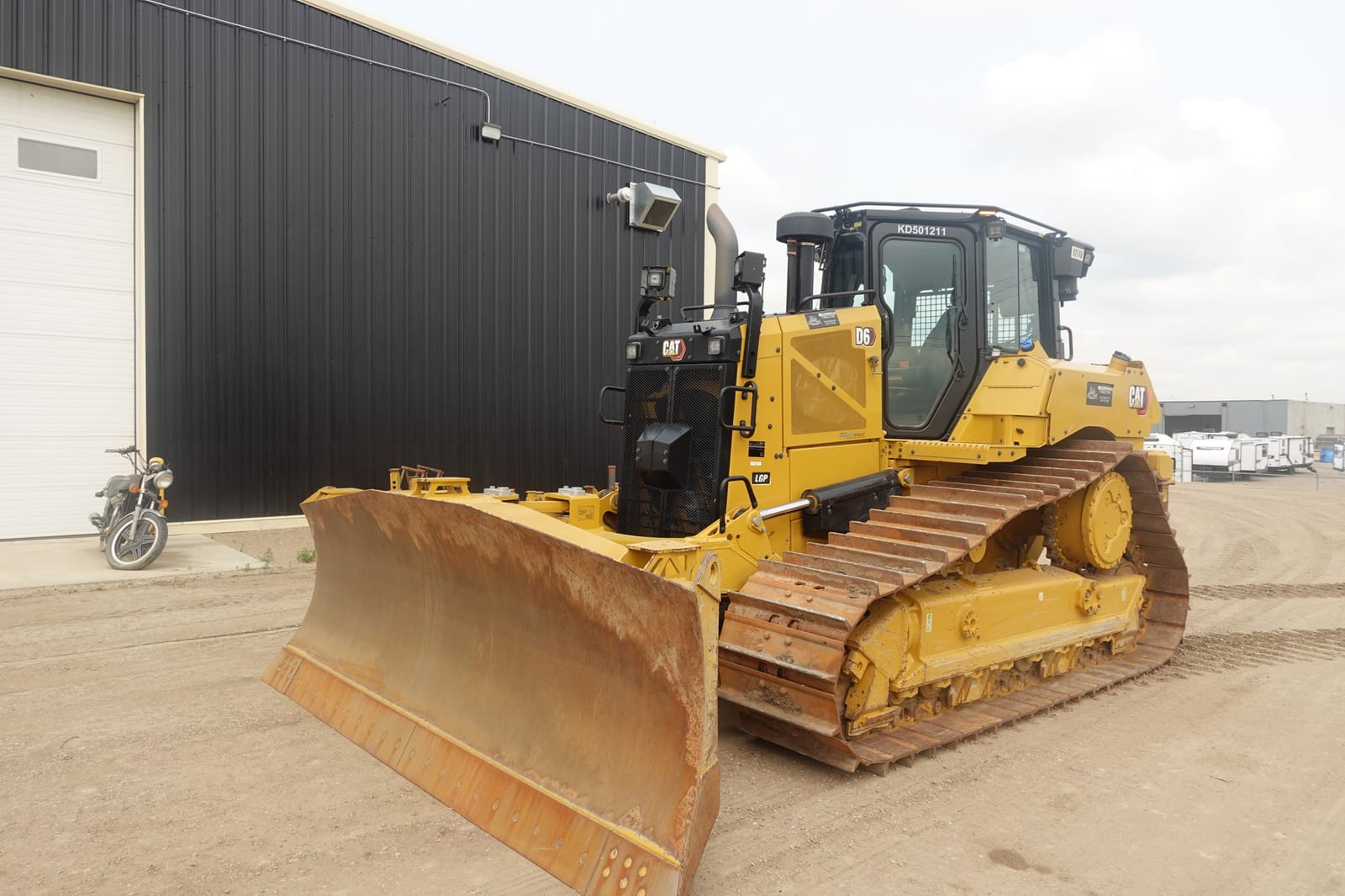 2023 Caterpillar D6-20VP