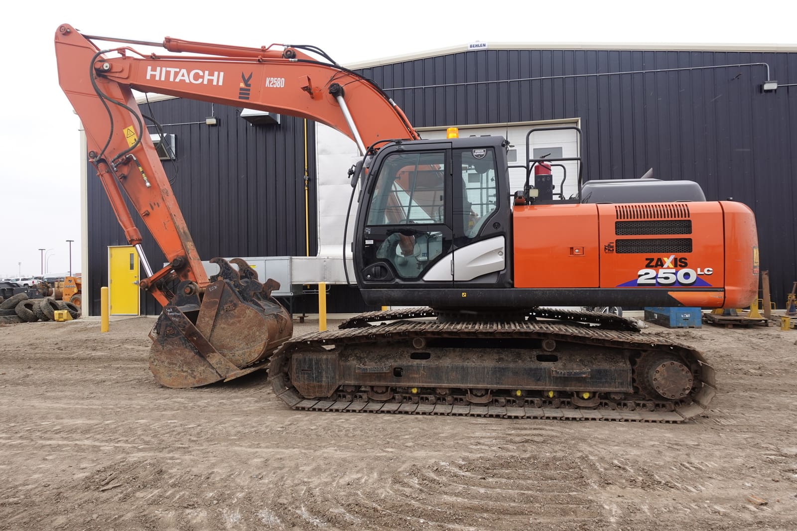 2022 Hitachi ZX250LC-6