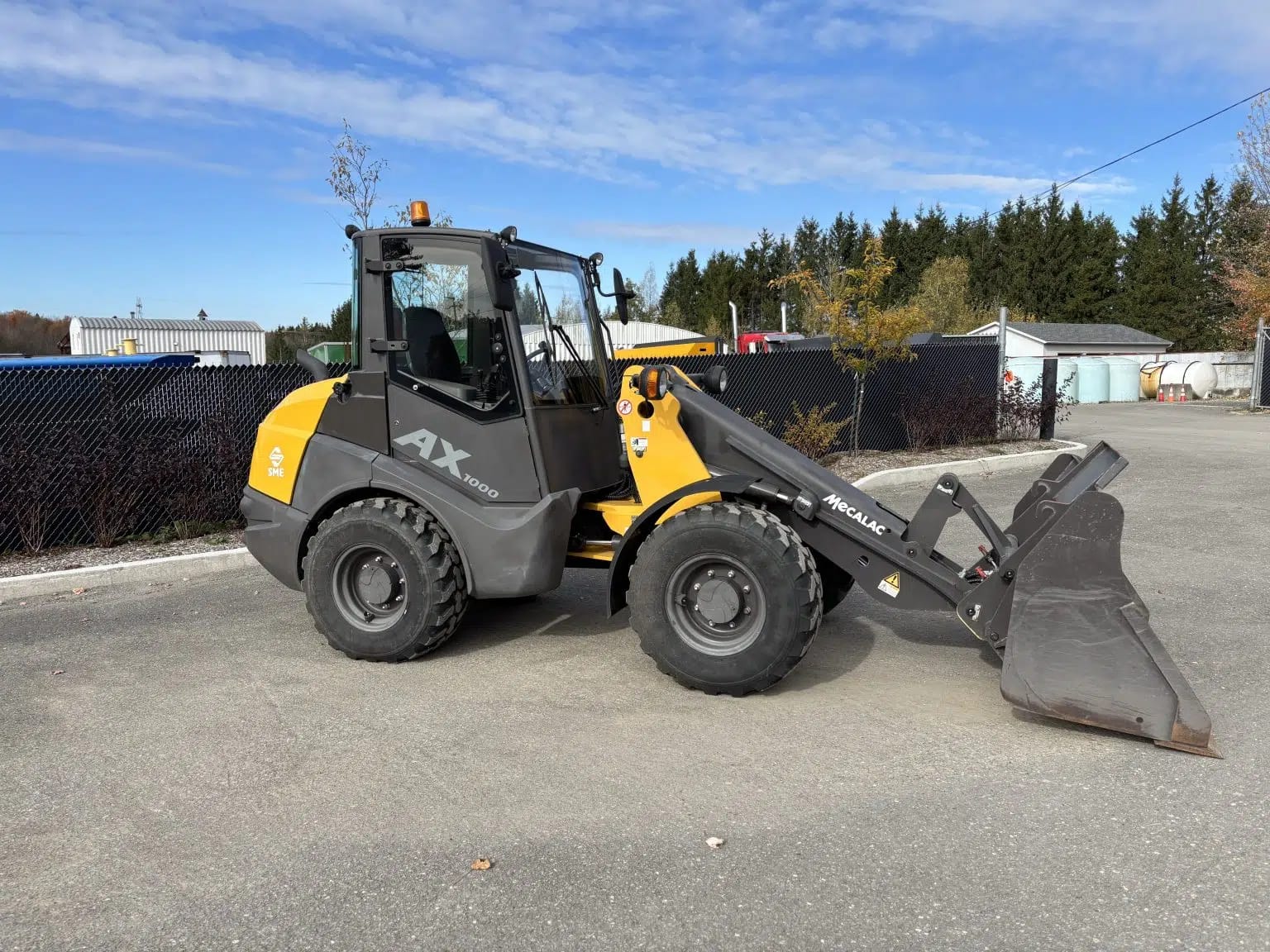 2022 Mecalac AX1000