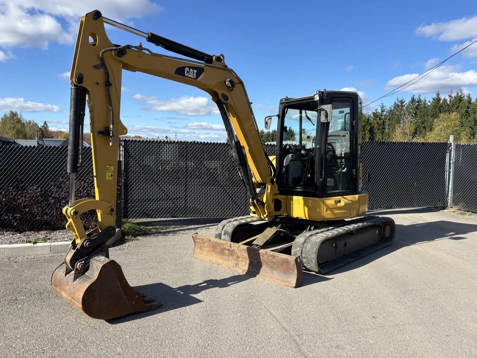 2015 Caterpillar 305.5