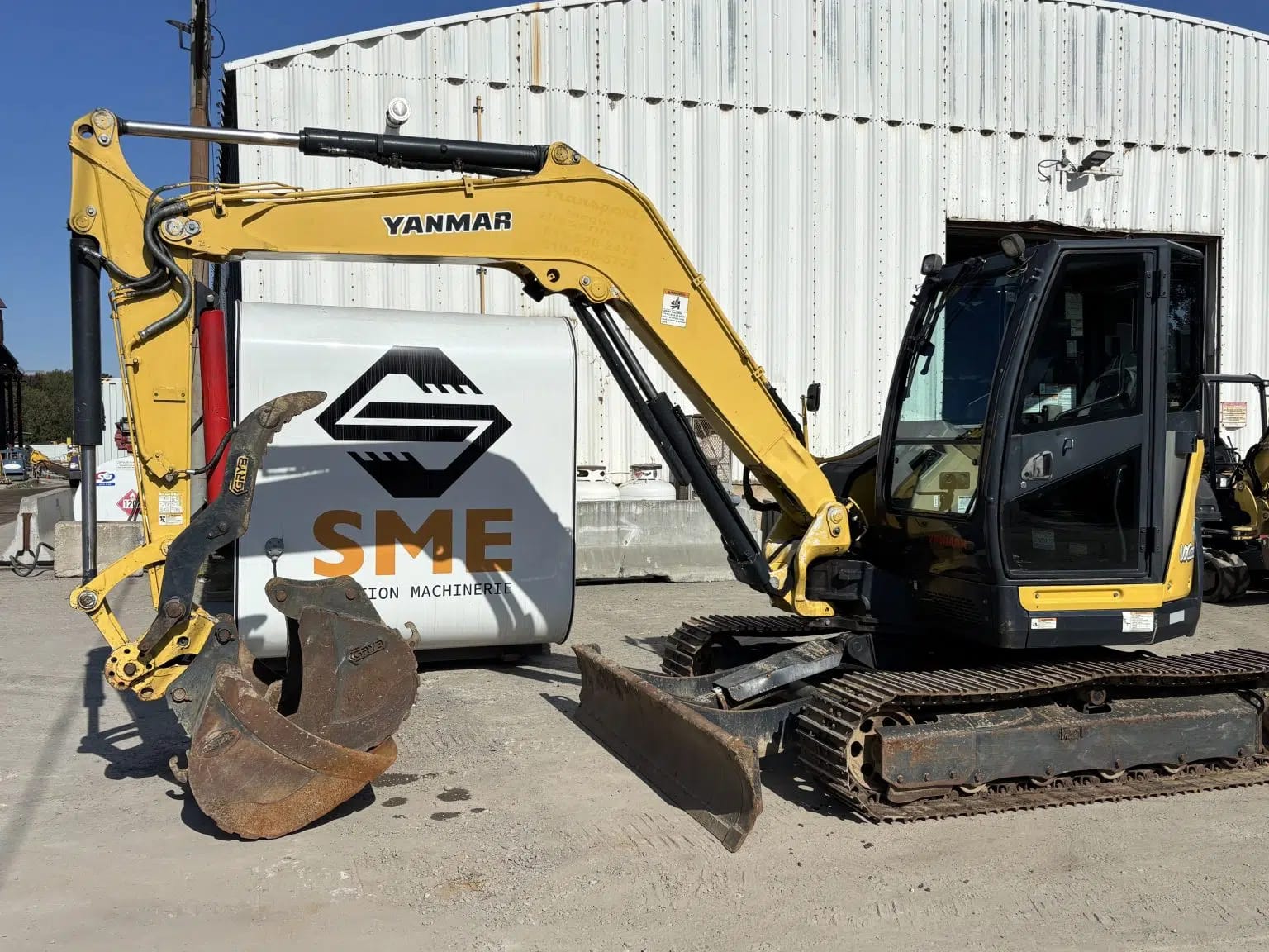 2016 Yanmar Vio80-1