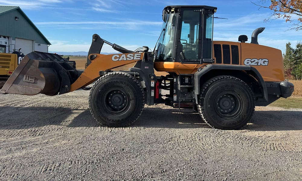 Case 621G