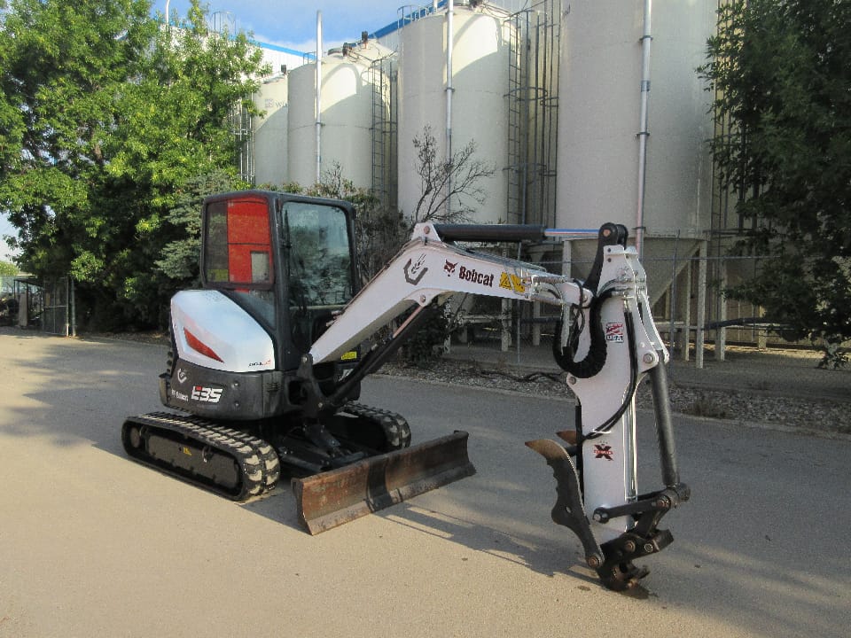 2018 Bobcat E35