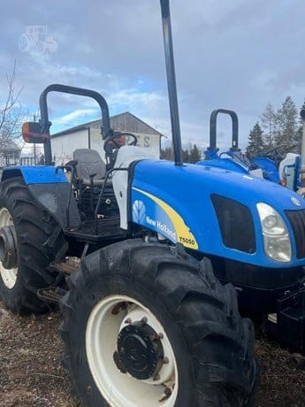 2010 NEW HOLLAND T5050