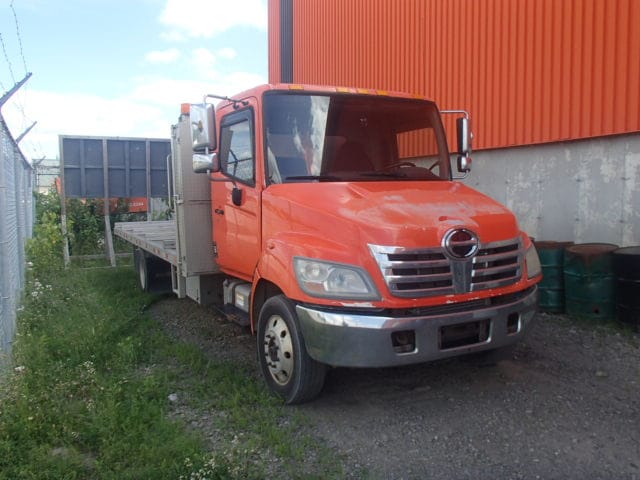 Hino 185 2010