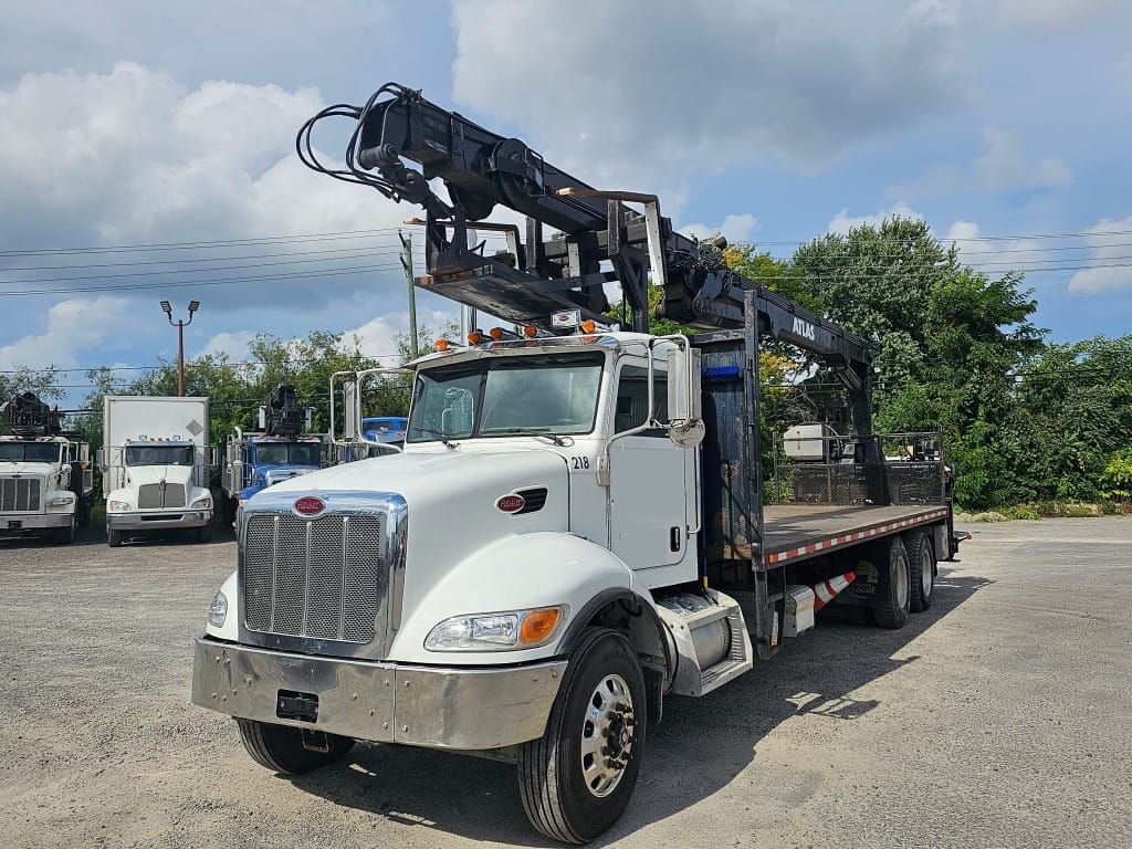 Peterbilt 340 2009
