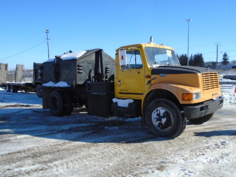 International 4900 1991