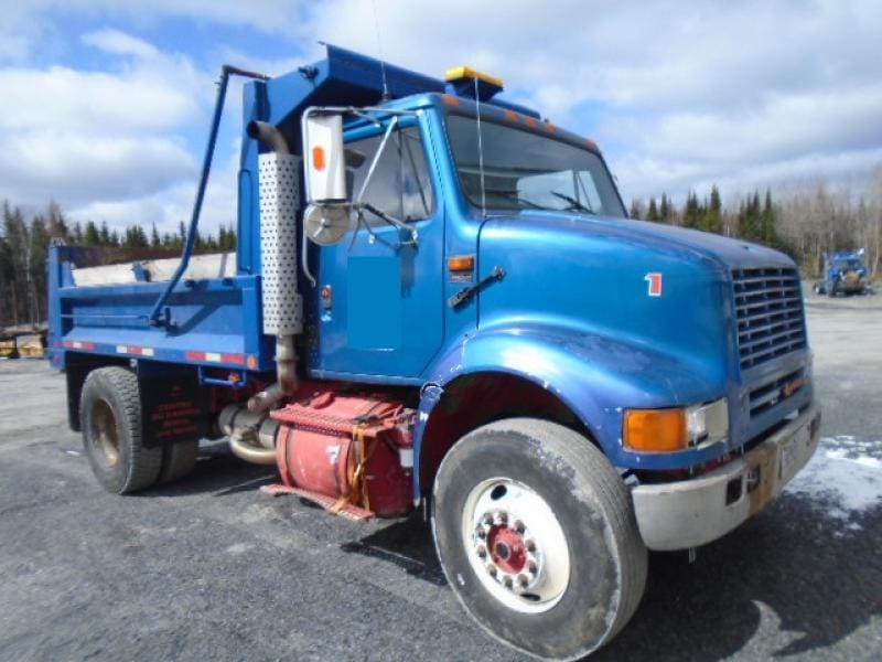 International 8400 1991