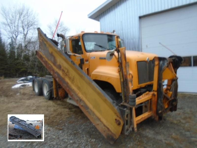 International 5500i 2001