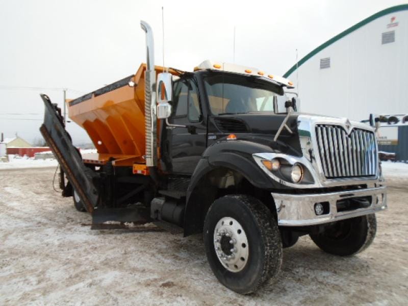 International 7400 SFA 2008