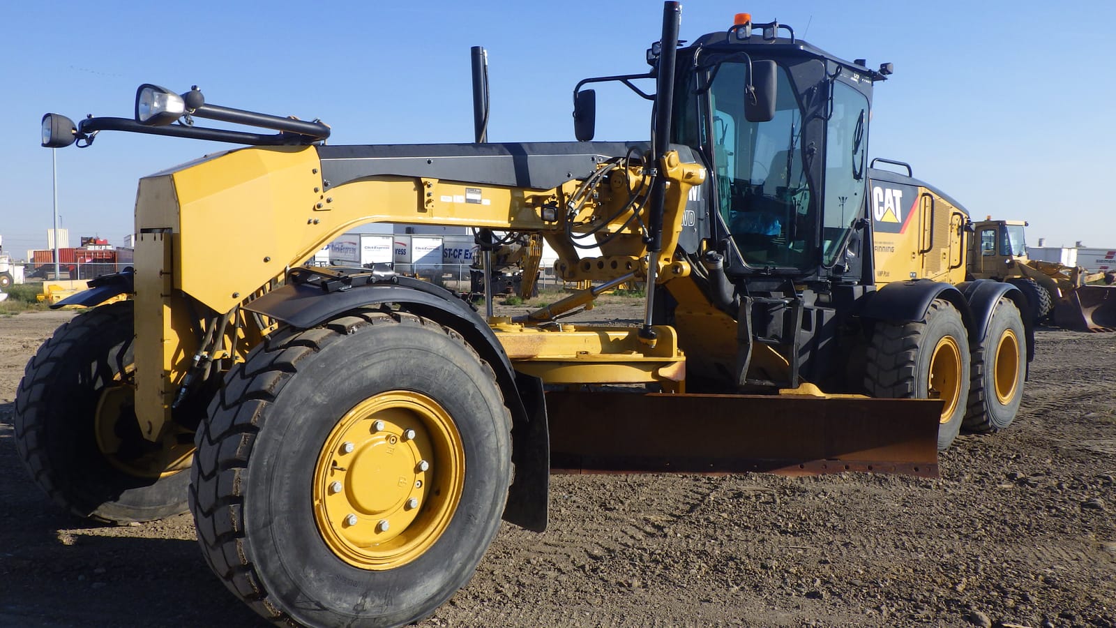 140M AWD - D9G01697