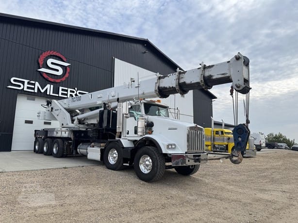 2013 MANITEX TC700 MOUNTED ON 2013 KENWORTH T800