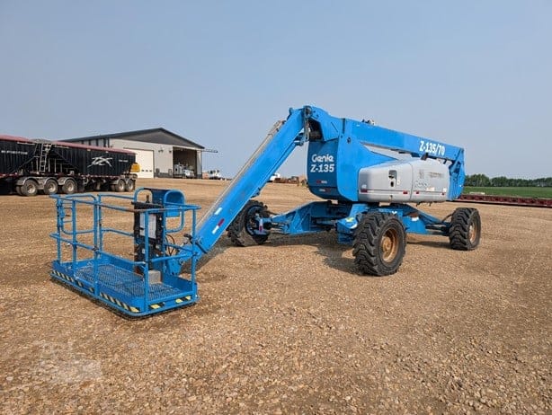 2007 GENIE Z135/70