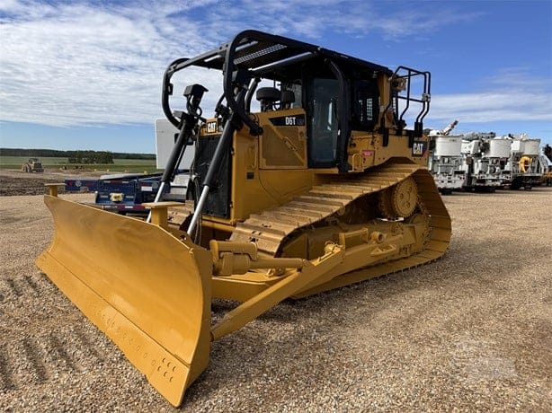 2018 CATERPILLAR D6T LGP