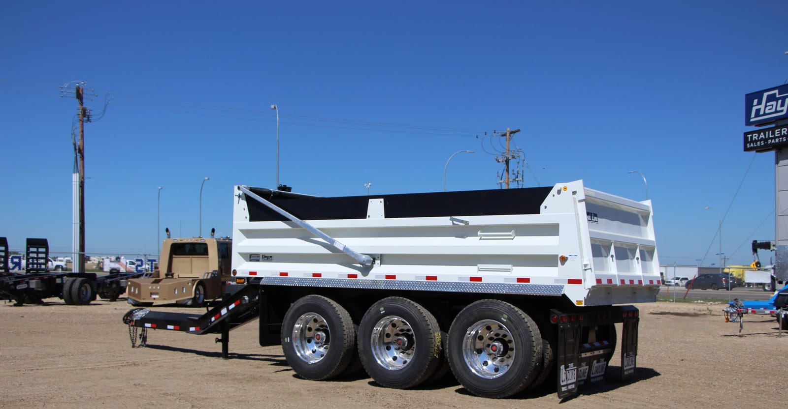 2026 Loadline Tridem Pony Pup