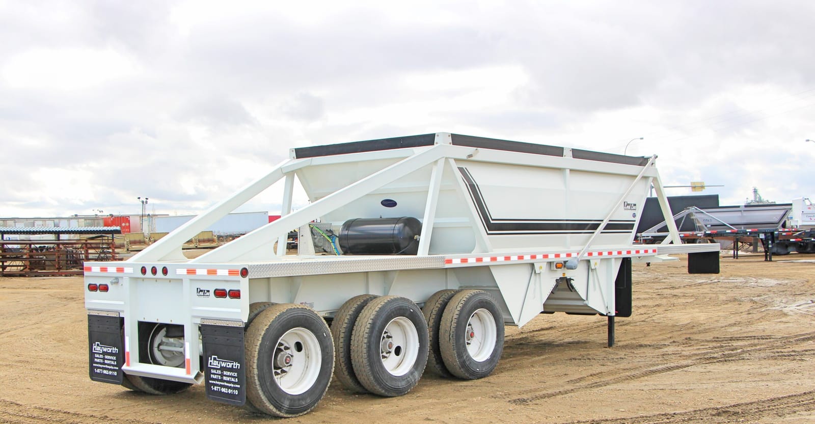 2026 Loadline Tridem Crossgate