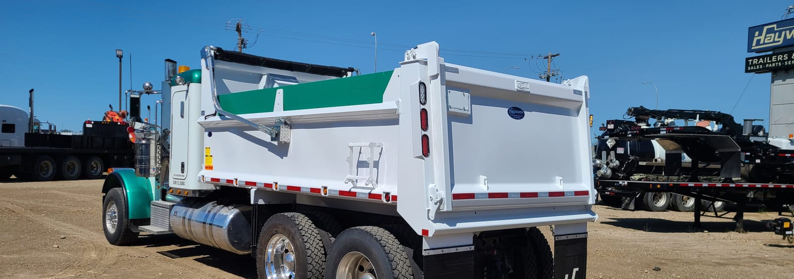 2026 Lanau 15′ Hardox 450 outside Hoist Dump Body