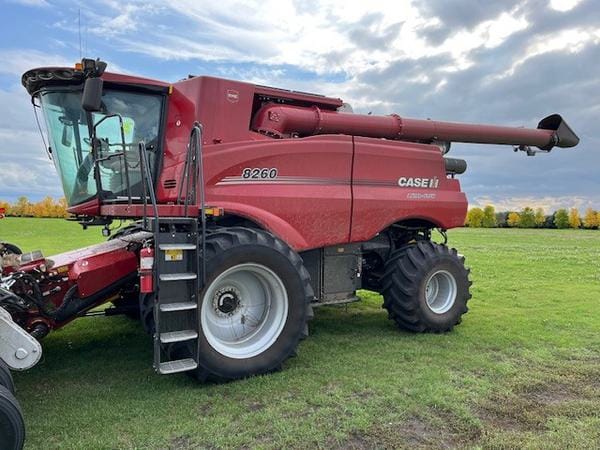 2025 Case IH 8260