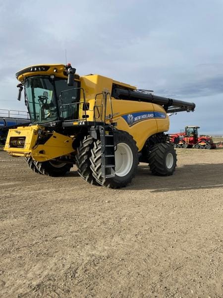 2021 New Holland CR9.90