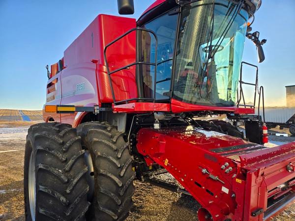 2023 Case IH 8250