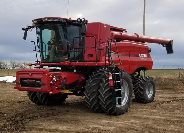 2023 Case IH 8250